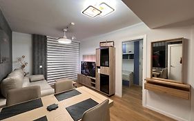 Blois Apartments